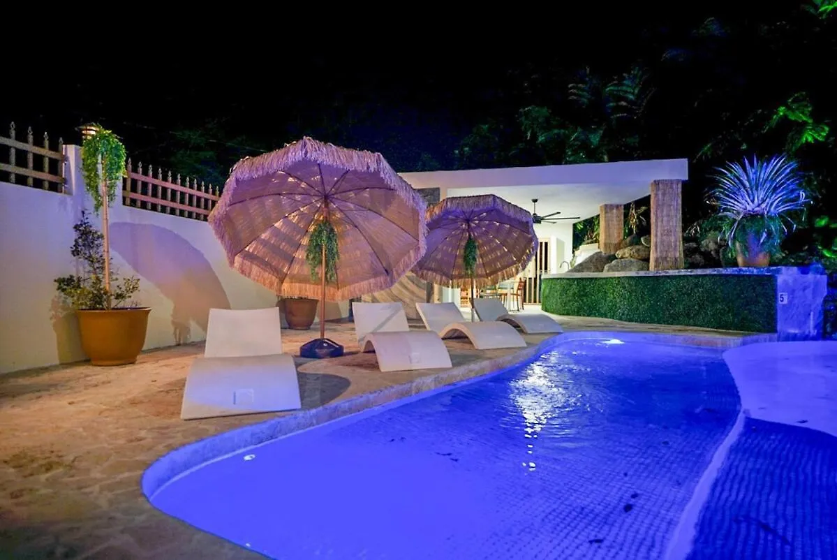 Villa Bali Entire Private Villa 5R 6Br & Pool  리오그란데